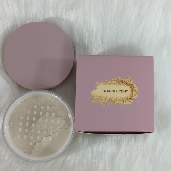 DOMINIQUE COSMETICS Smooth & Blur Setting‎ Powder in Translucent - Picture 3 of 7